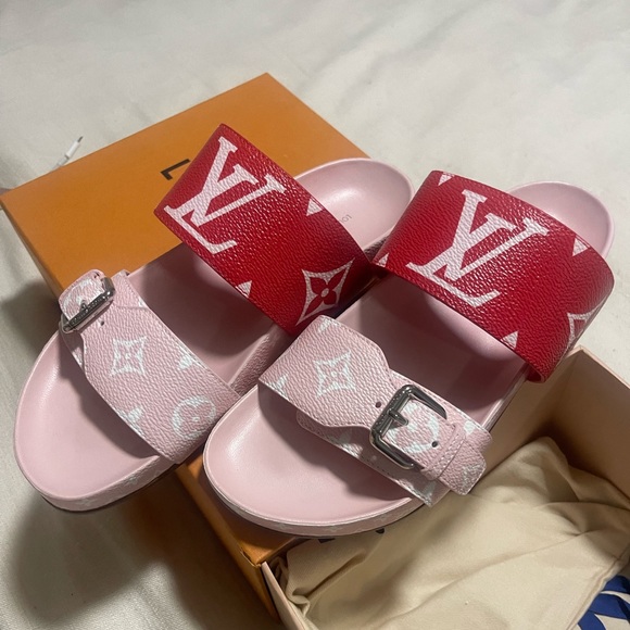 Louis Vuitton Very Good Bom Dia Flat Comfort Mule Pink Slides